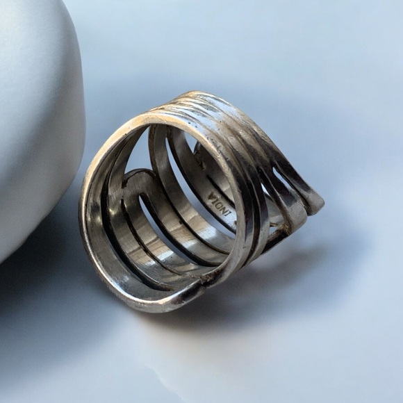 SILPADA Retired Open Work Sterling Silver Modernist Woman’s Ring Jewelry - Picture 8 of 9
